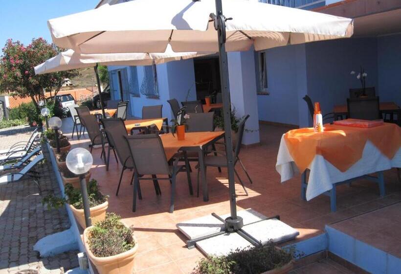 민박 Villa Pischinas