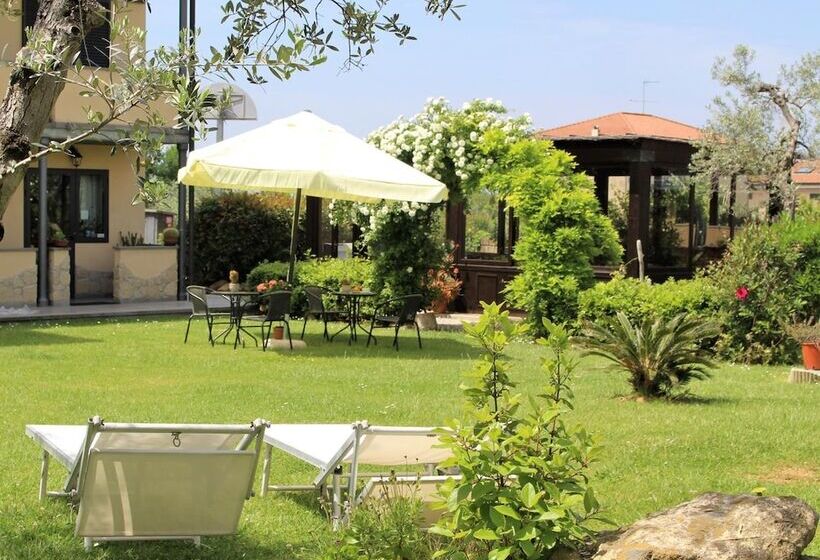 בית מלון כפרי Carlo S