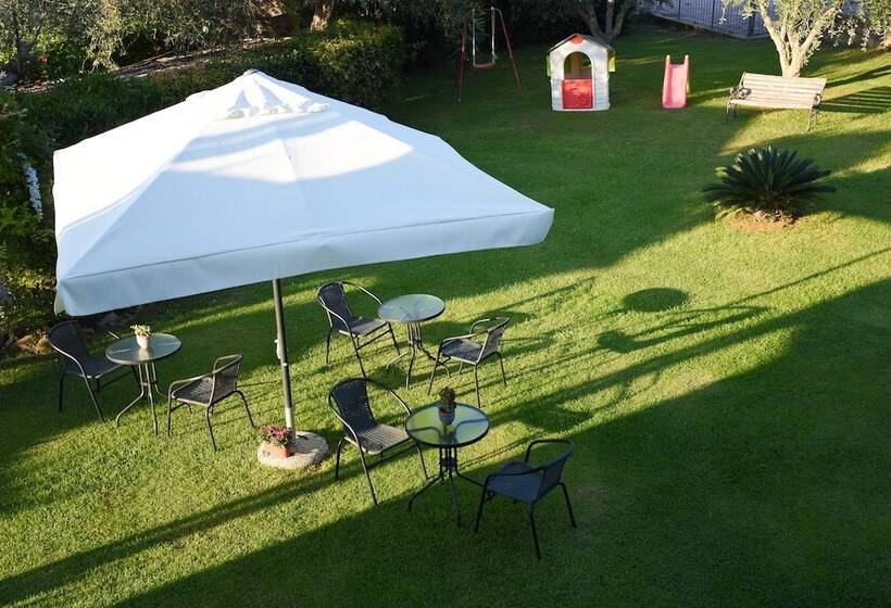 בית מלון כפרי Carlo S