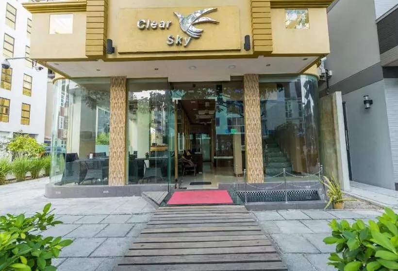 هتل Clear Sky Inn