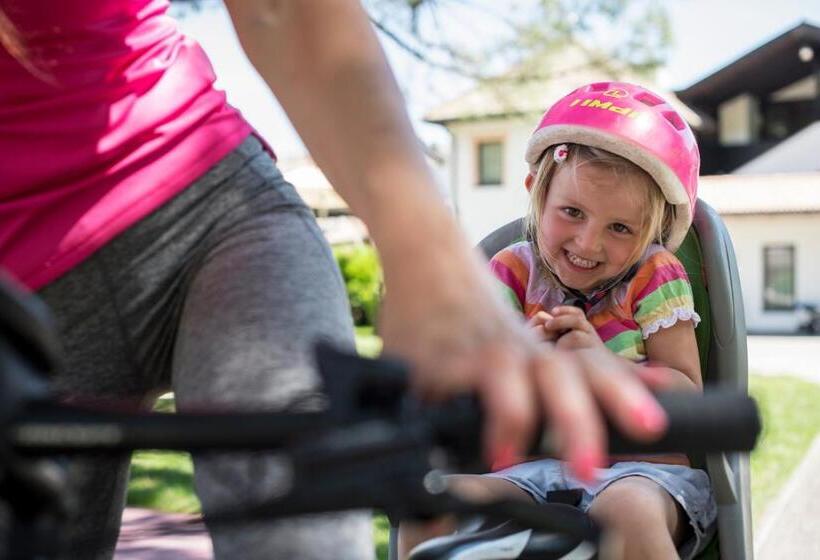 Отель Das Grafenstein Familienresidence