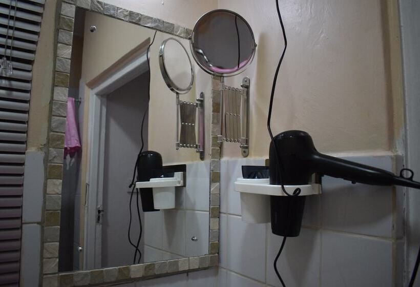 هتل Imperial Town