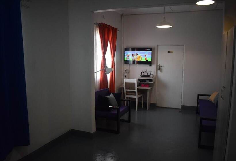 هتل Imperial Town