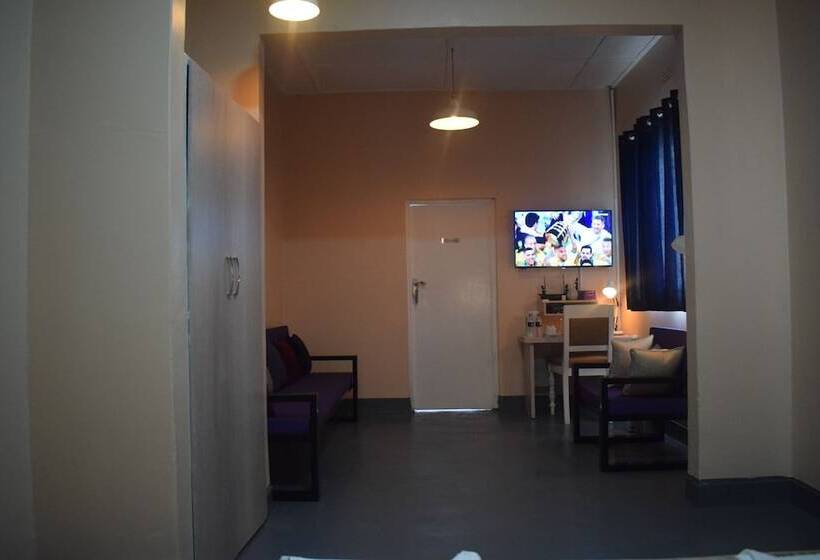 هتل Imperial Town