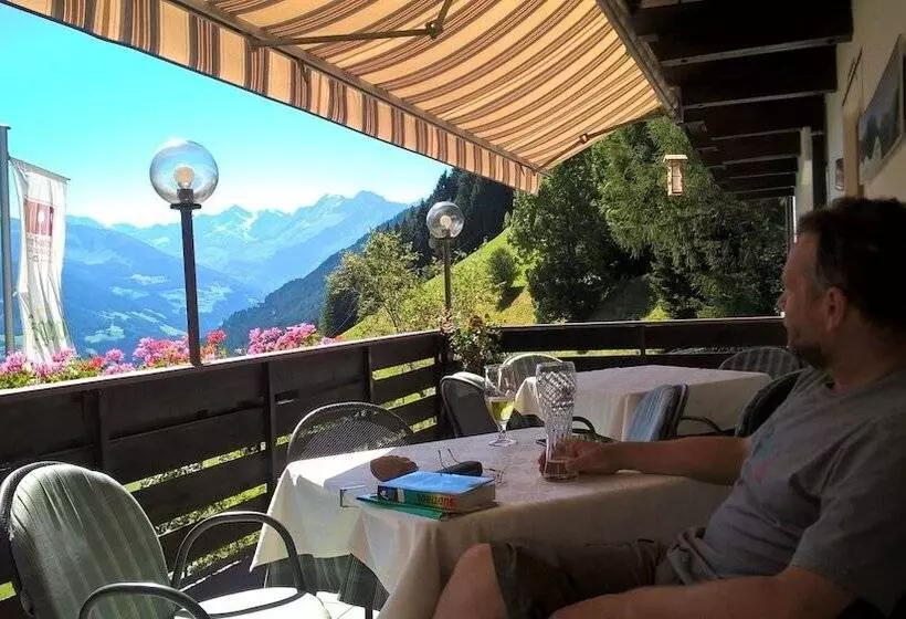 Hotelli Jägerhof