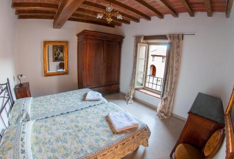 Отель La Tavola Rotonda