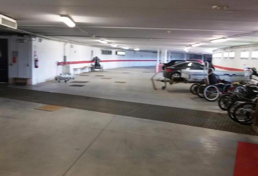 בית מלון כפרי Lago Losetta