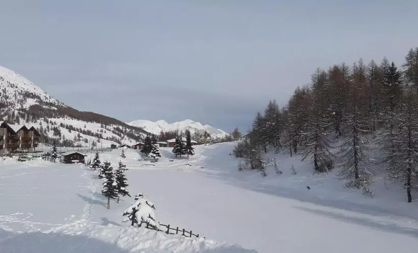 هتل Lago Losetta