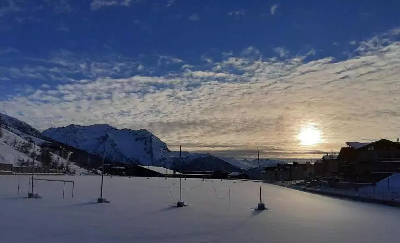 هتل Lago Losetta
