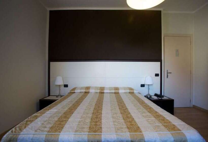 호텔 Lido Di Angera