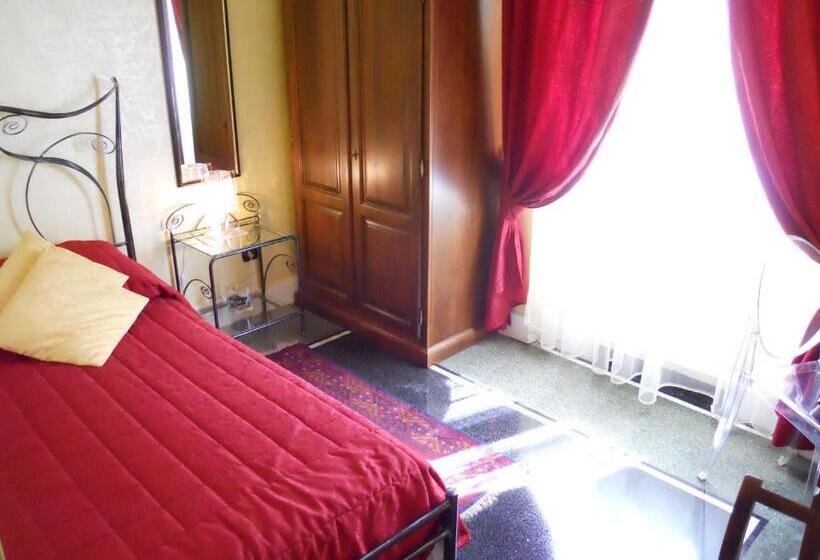 فندق Locanda Villa Moderna