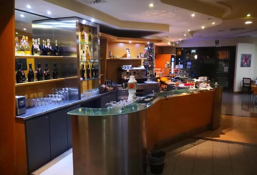 هتل Ristorante Trendy