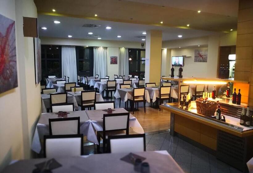 هتل Ristorante Trendy