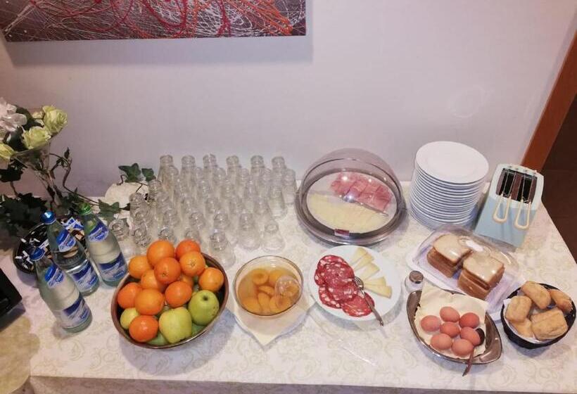 هتل Ristorante Trendy