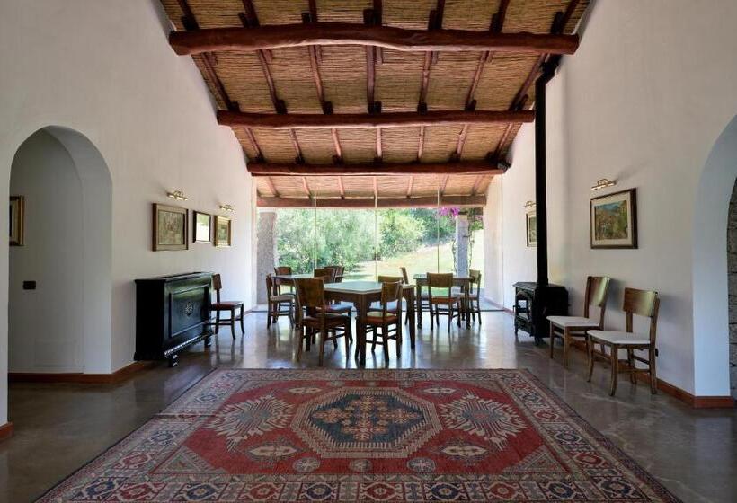 ホテル S'abba E Sa Murta