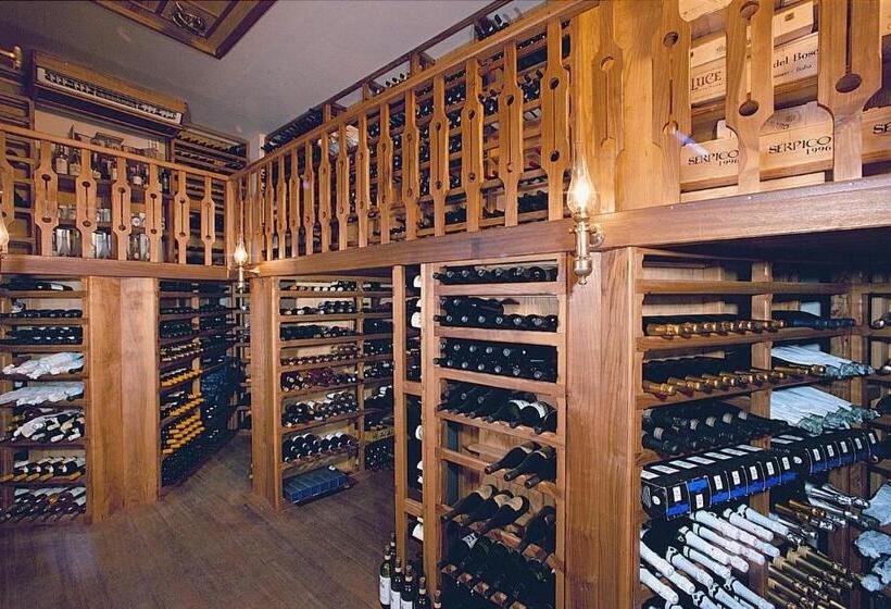 בית מלון כפרי Taverna Del Capitano