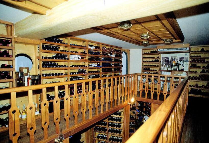 בית מלון כפרי Taverna Del Capitano