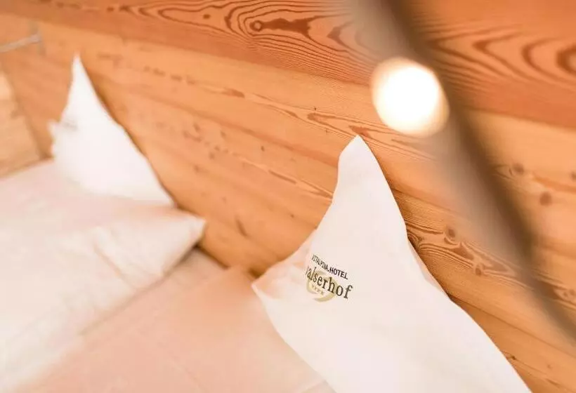 Hotelli Valserhof