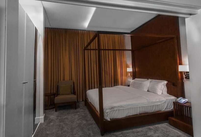 هتل Vanern Residence