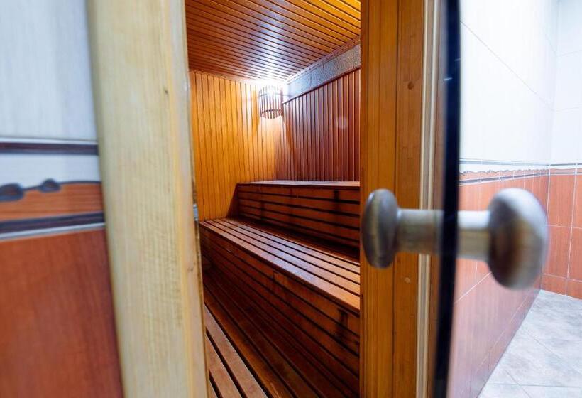 هتل Villa Turistica Oasis