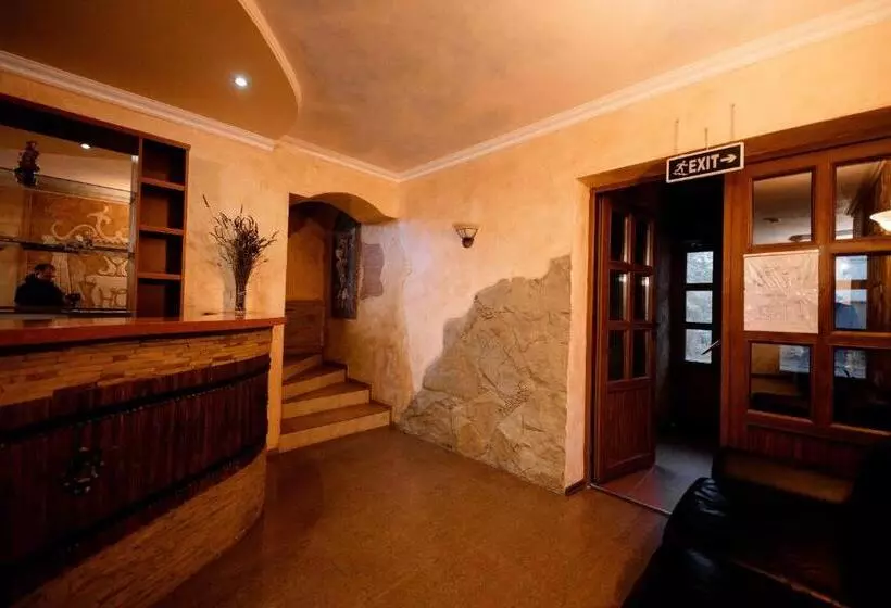 هتل Villa Turistica Oasis