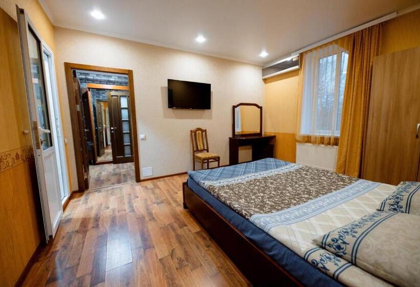 هتل Villa Turistica Oasis