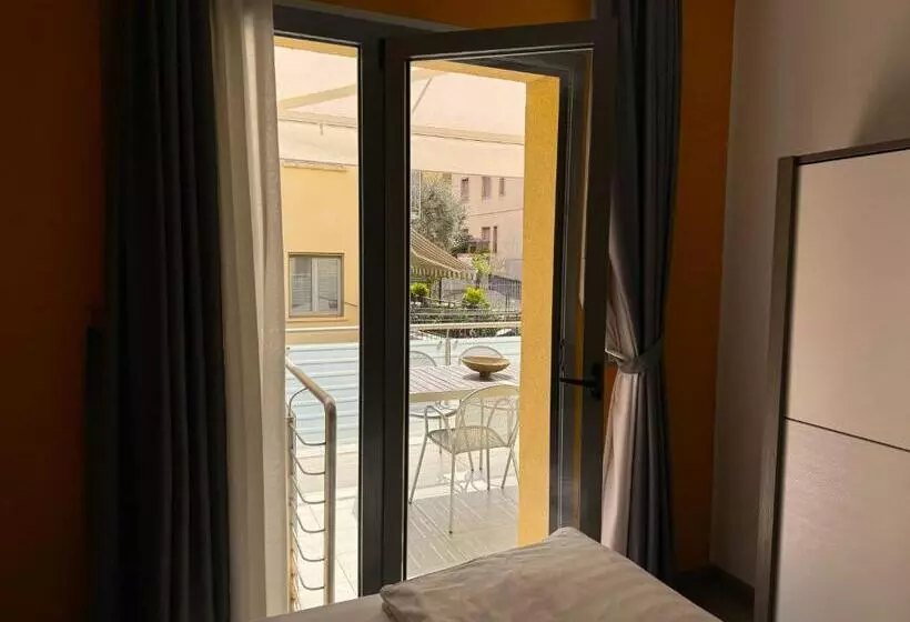 レジデンス Gardesana Active Apartments