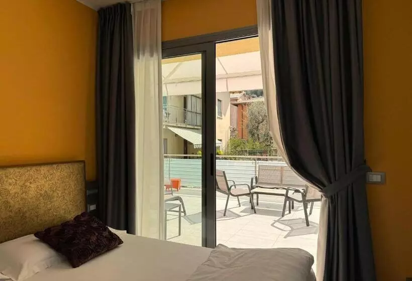 レジデンス Gardesana Active Apartments