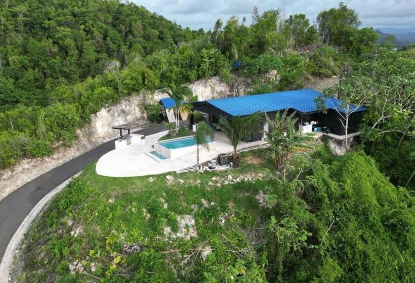 استراحتگاه Manati World Point Inn