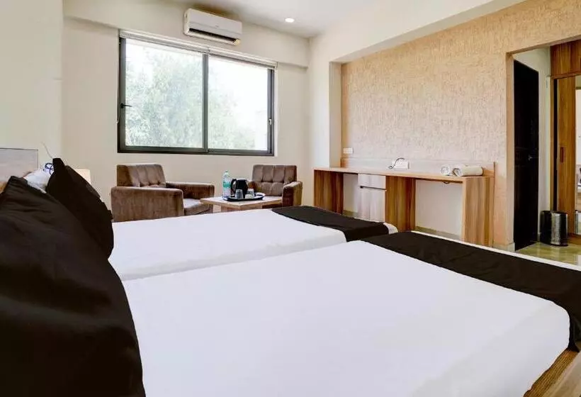 ホテル Ramdevgarh Resort Ghuma