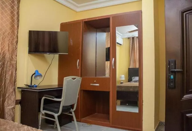 Hotelli Stepmens Guest House