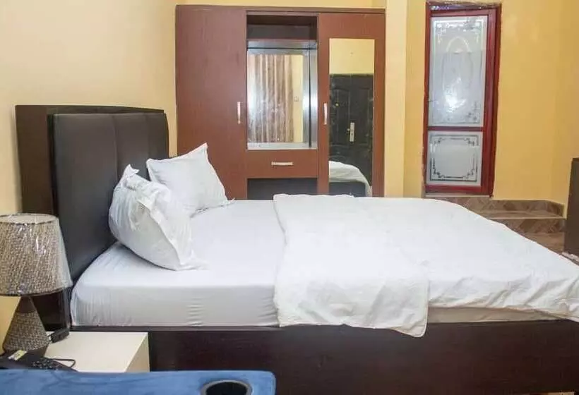 Hotelli Stepmens Guest House