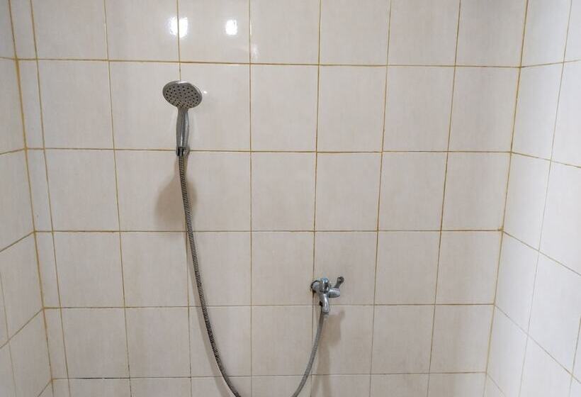 Risqia Homestay Syariah By Cocotel