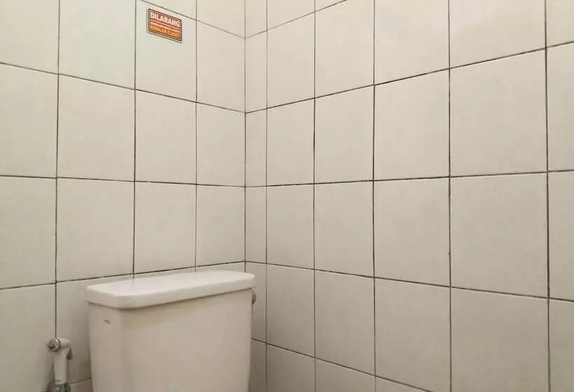 Risqia Homestay Syariah By Cocotel