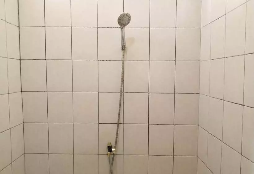 Risqia Homestay Syariah By Cocotel