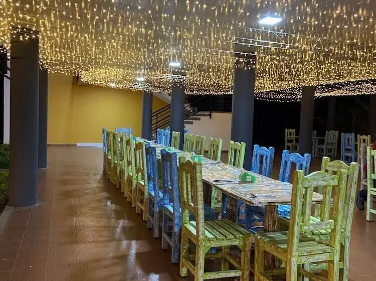 ホテル Villa Zaragoza