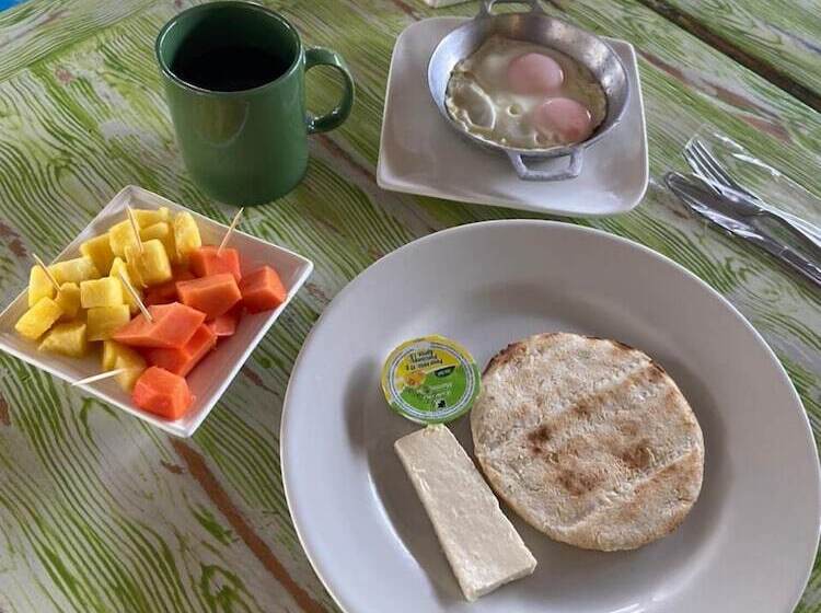 هتل Villa Zaragoza