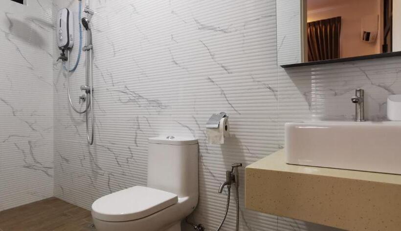 Mykey The Quartz A 06 08 Melaka City