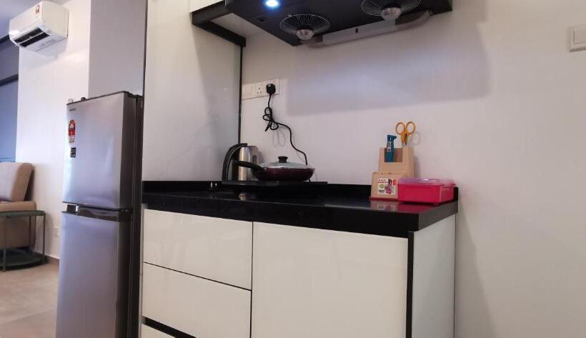 Mykey The Quartz A 06 08 Melaka City