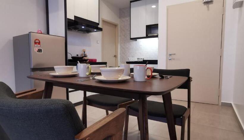 Mykey The Quartz A 06 08 Melaka City