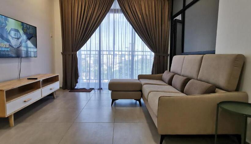 Mykey The Quartz A 06 08 Melaka City