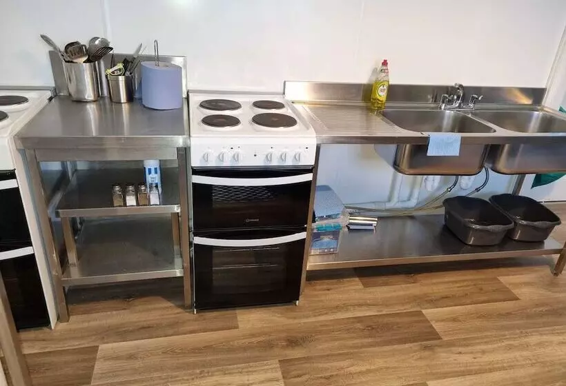 ペンション The Monkey Puzzle