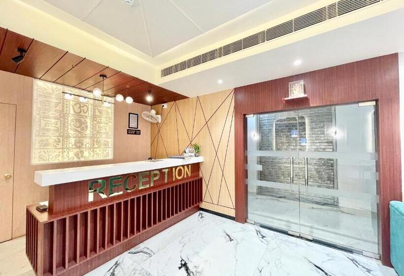 Vedangam Inn ! Varanasi   Forɘigner S Choice ! Fully Air Conditioned Hotel With Parking Availability