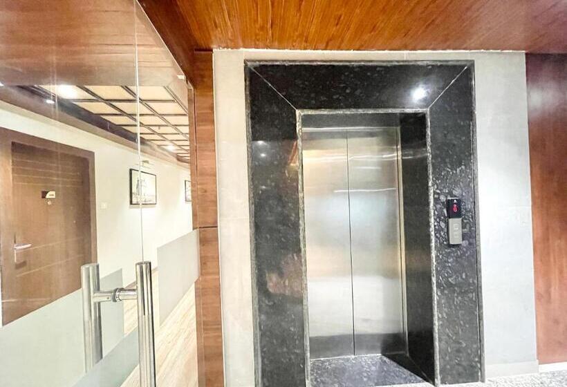 Vedangam Inn ! Varanasi   Forɘigner S Choice ! Fully Air Conditioned Hotel With Parking Availability