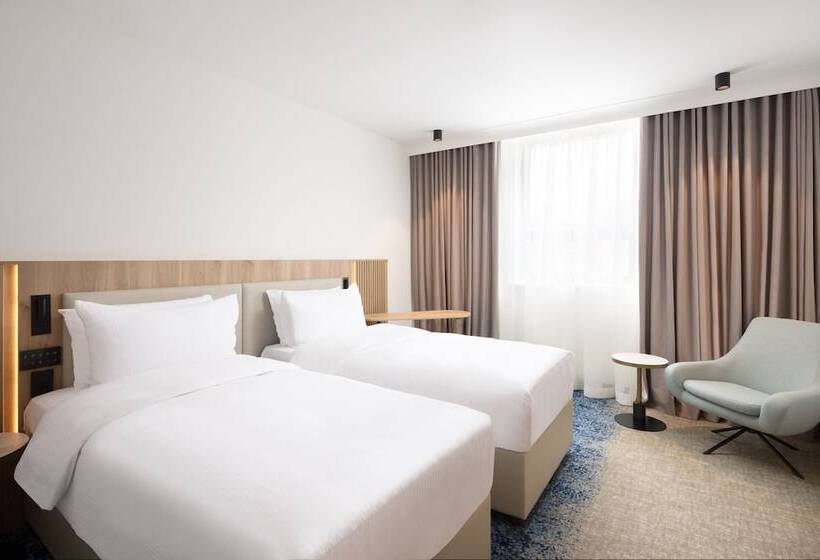 هتل Courtyard By Marriott Cluj Napoca Downtown