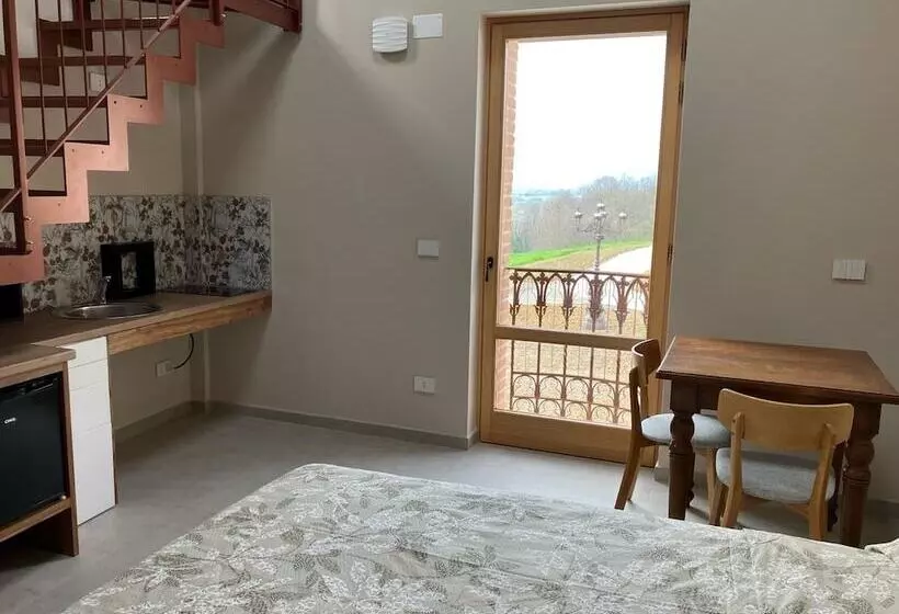 Hotelli La Valle Del Re   Agriturismo