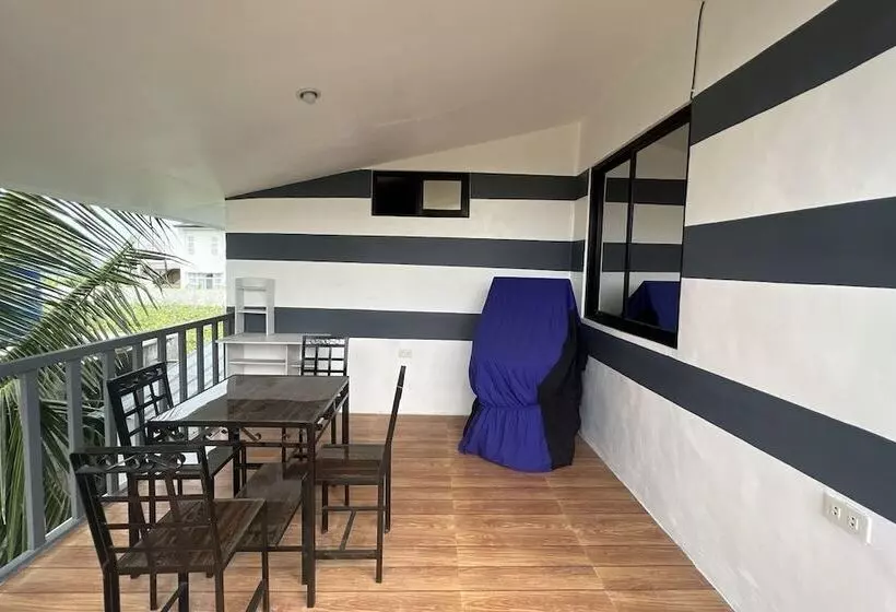 Hotelli Lover S Point Beach Front Resort