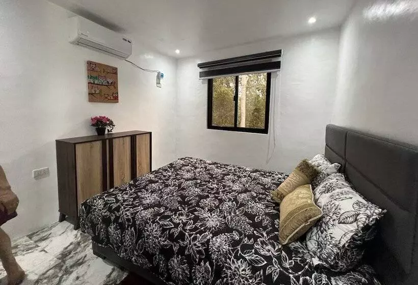 Hotelli Lover S Point Beach Front Resort