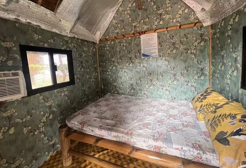 Hotelli Lover S Point Beach Front Resort