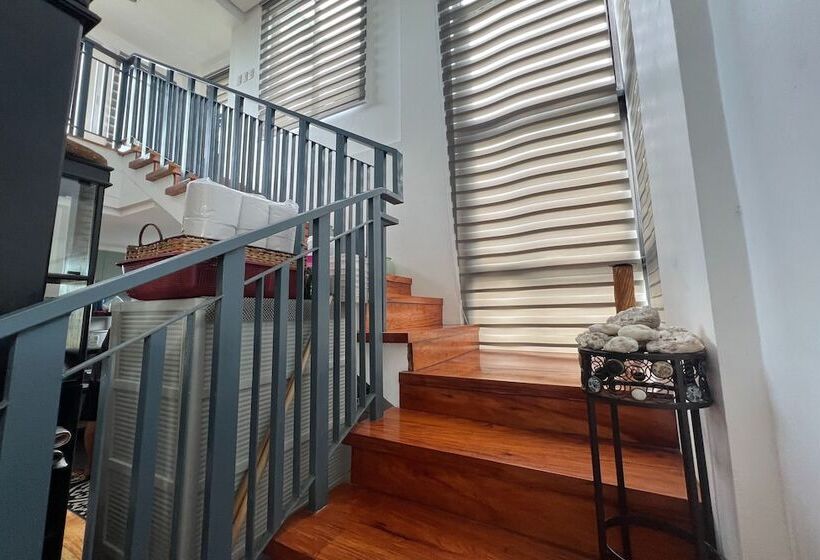 ホテル Lover S Point Beach Front Resort